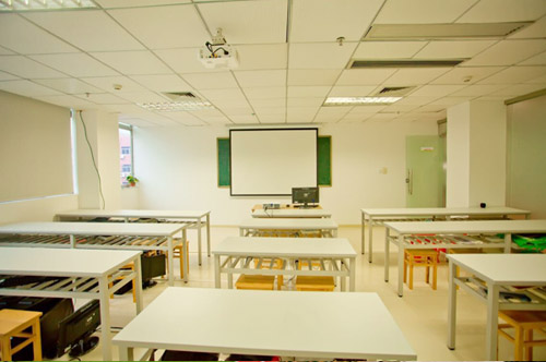 贵州城市职业学院中专部教学楼